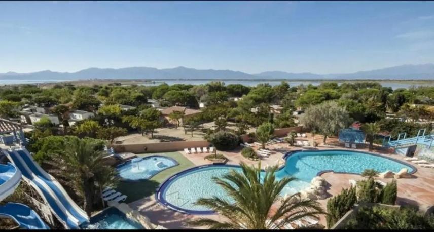 Hotel Chez Boby ! Canet-en-Roussillon Exterior foto
